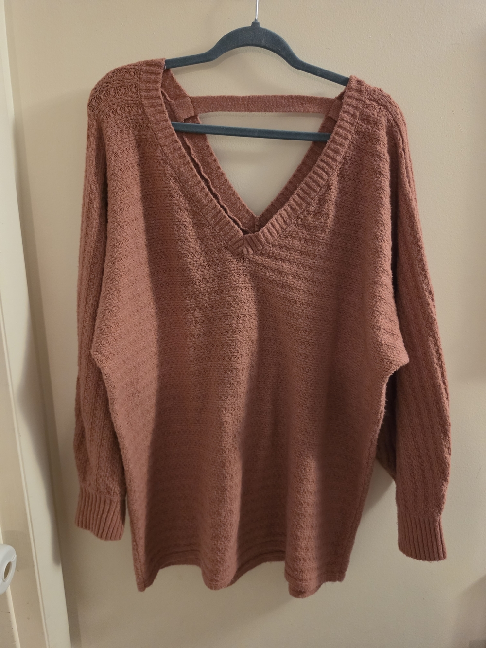 Pinque Brand Size 2x Cozy V-Neck Women’s Sweater in Dusty Rose